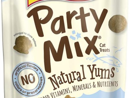 Friskies Party Mix Natural Yums with Real Tuna Cat Treats For Cheap